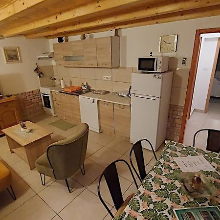 Holiday House Letizia Premantura Buitenkant foto