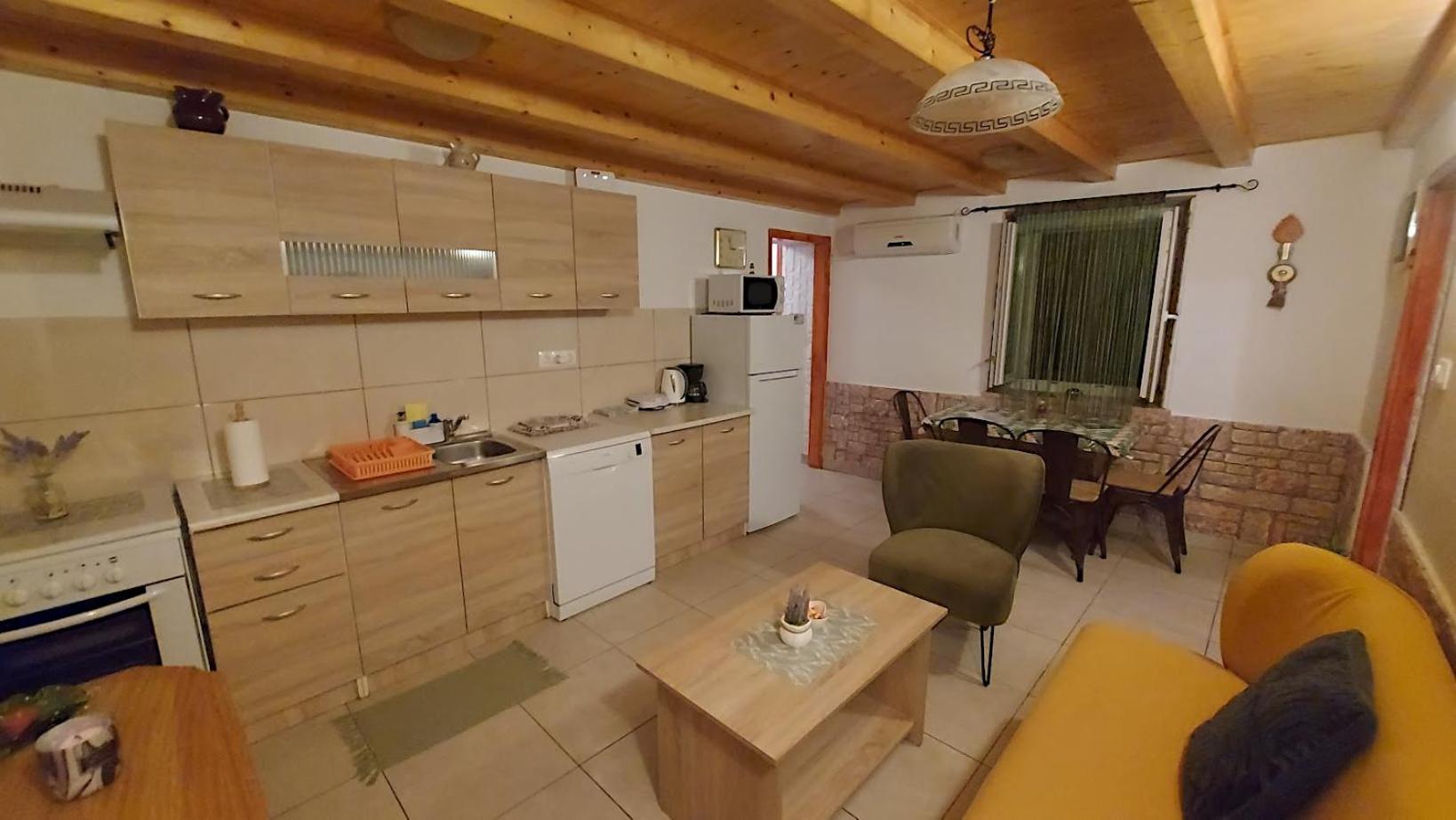 Holiday House Letizia Premantura Buitenkant foto